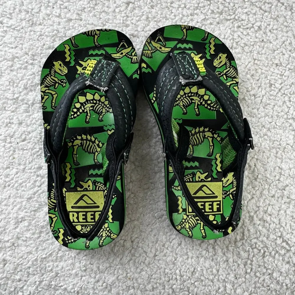Reef Little Ahi Glow Sandal in Dinosaurs